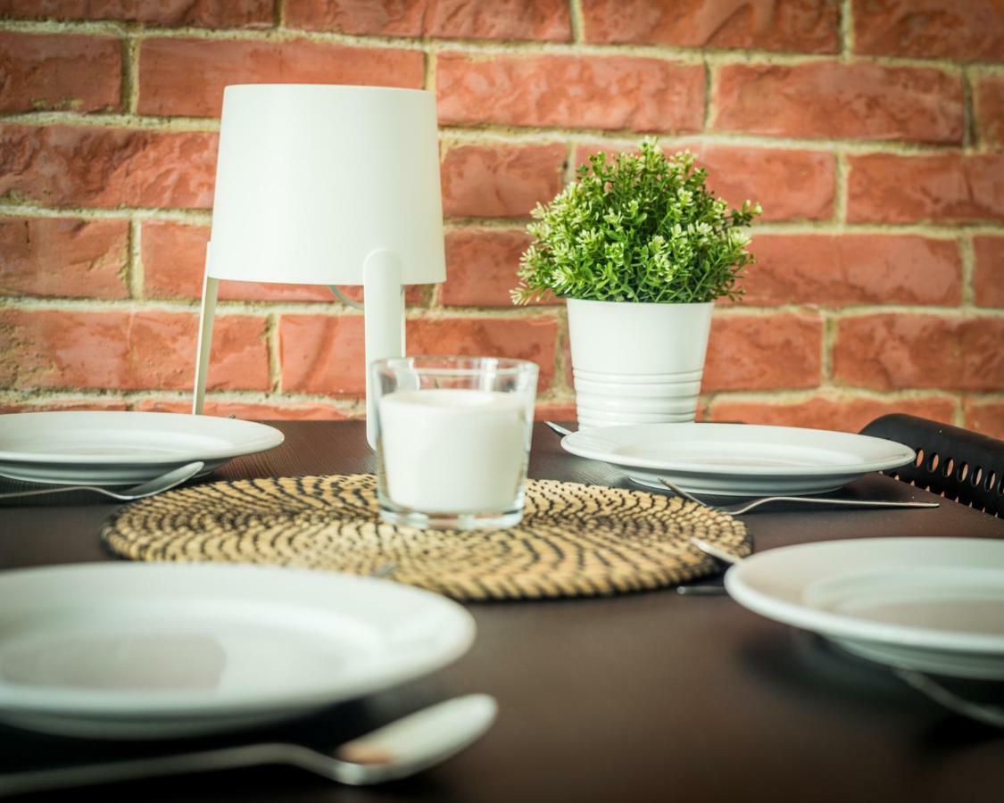 Studio Conrad Apartment คราคูฟ ภายนอก รูปภาพ