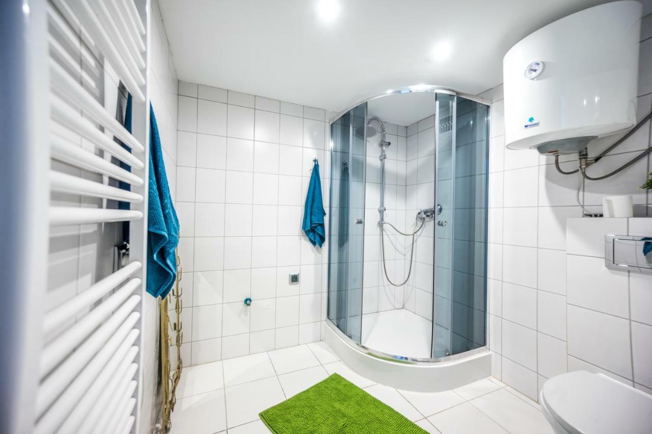 Studio Conrad Apartment คราคูฟ ภายนอก รูปภาพ